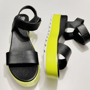 SOREL Women's Cameron  Flatform Black and Yellow Sandals  Size 10.5